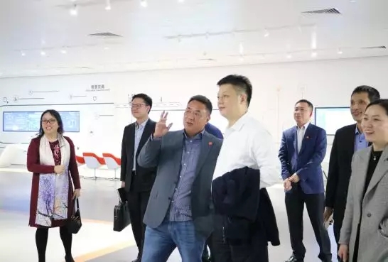 1545300606124951.jpg 640.webp (2).jpg